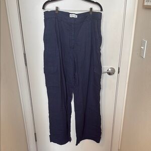 Women’s Abercrombie Navy Linen Cargo Trousers